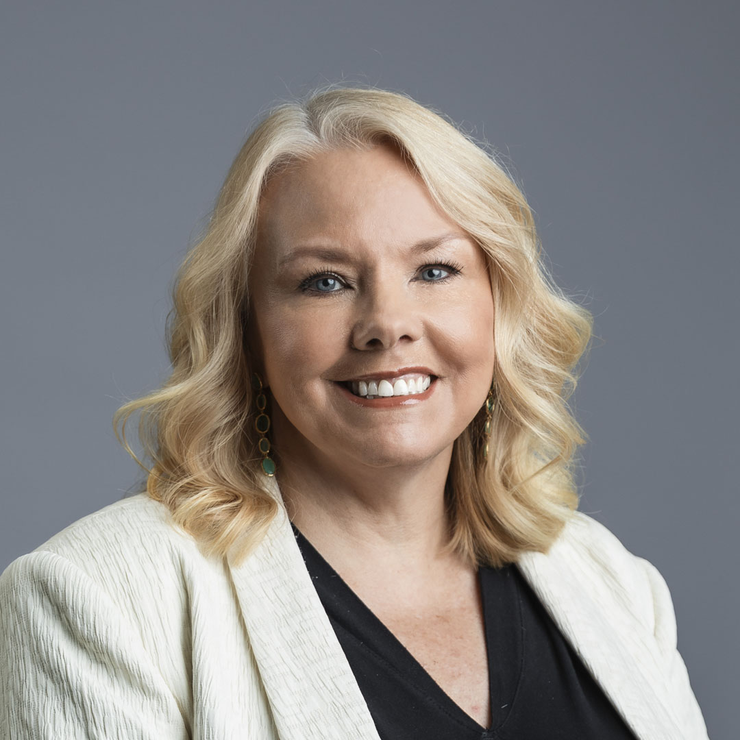 Portrait of Lori Dobbie
