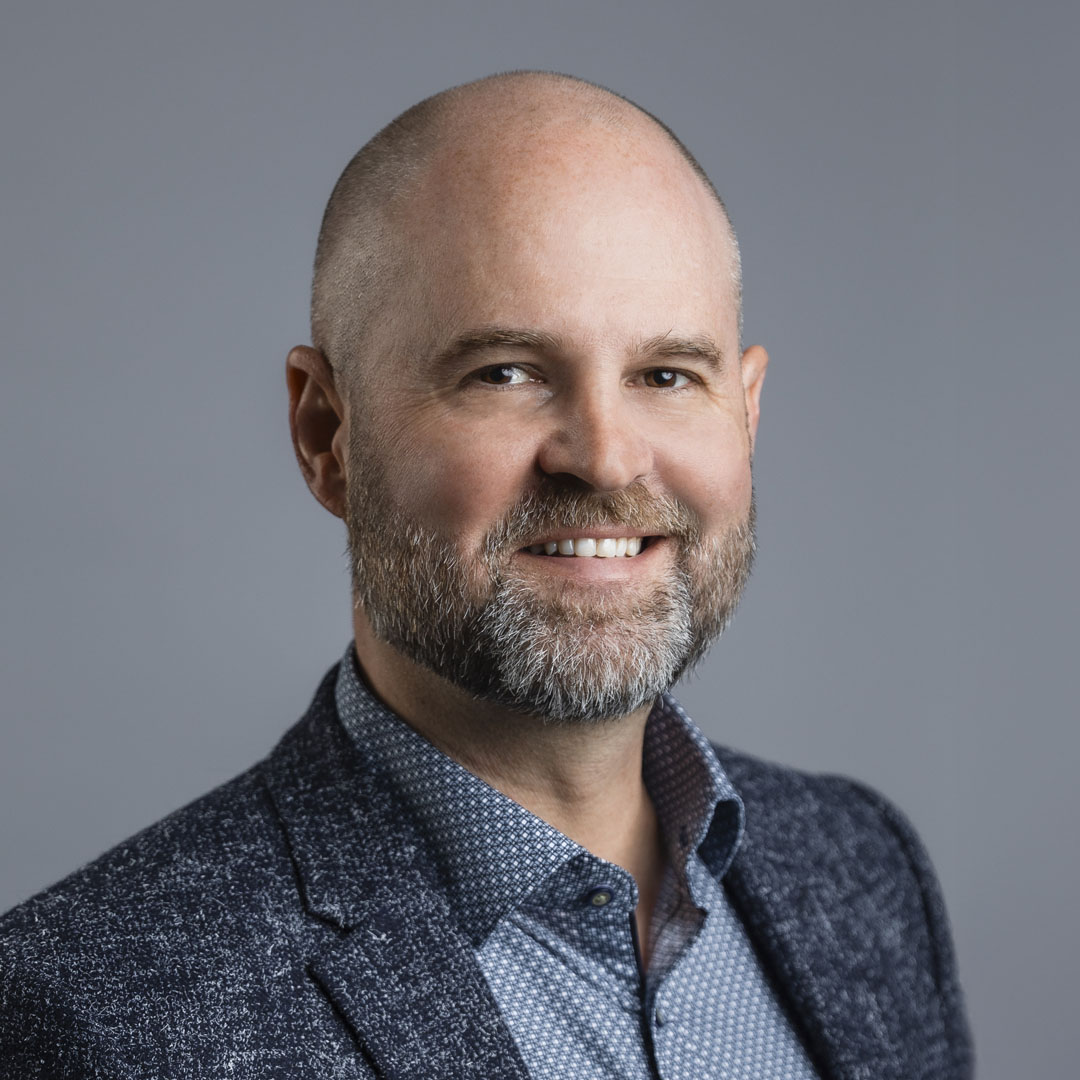 Portrait of Mark Peters